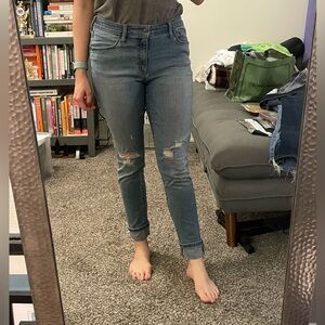 Universal Thread mid rise skinny ripped jean